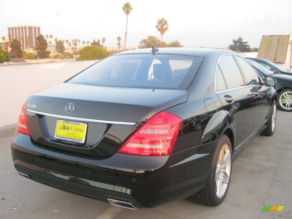 2013 S 550 Sedan - Black / Black photo #4