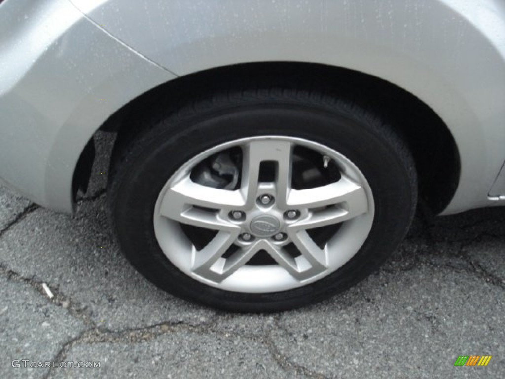 2011 Kia Soul + Wheel Photo #71384965