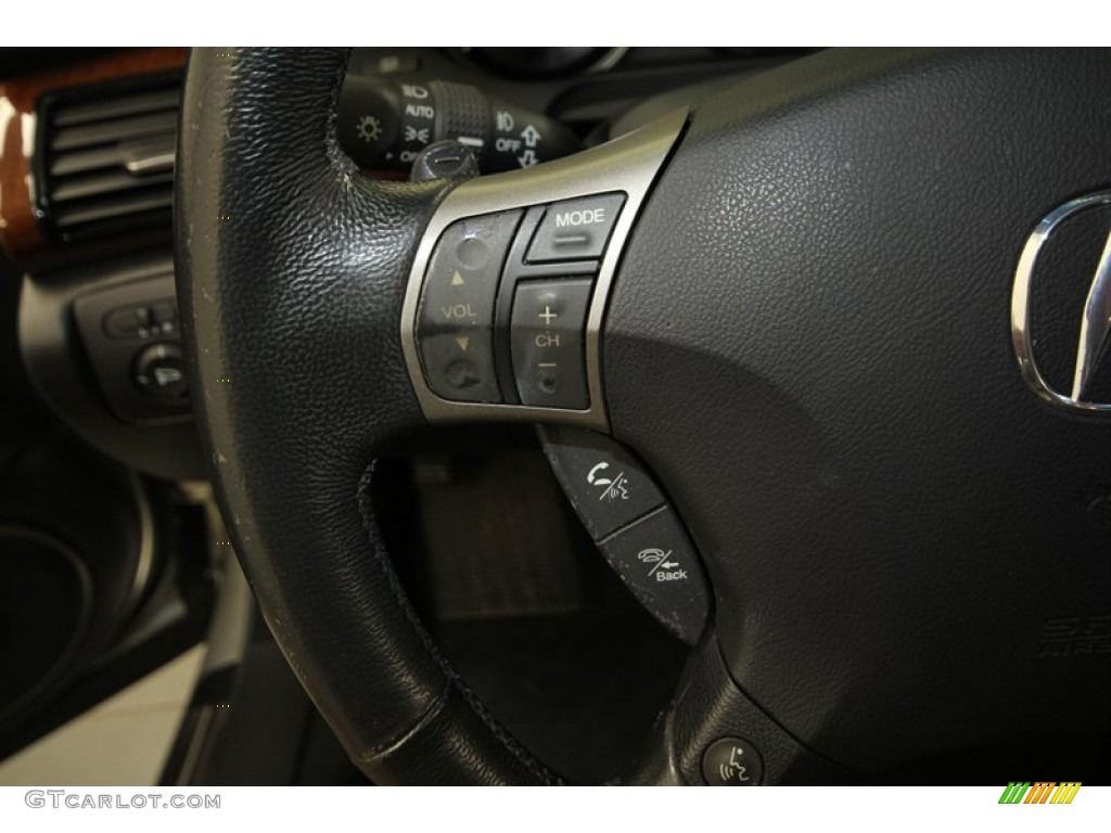 2006 Acura RL 3.5 AWD Sedan Controls Photo #71388075