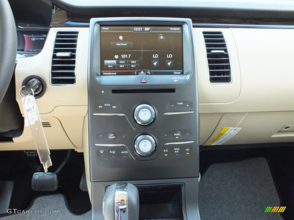 2013 Ford Flex SEL Controls Photo #71389036