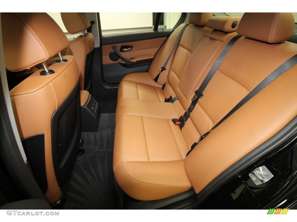 2011 BMW 3 Series 335i Sedan Rear Seat Photo #71389066