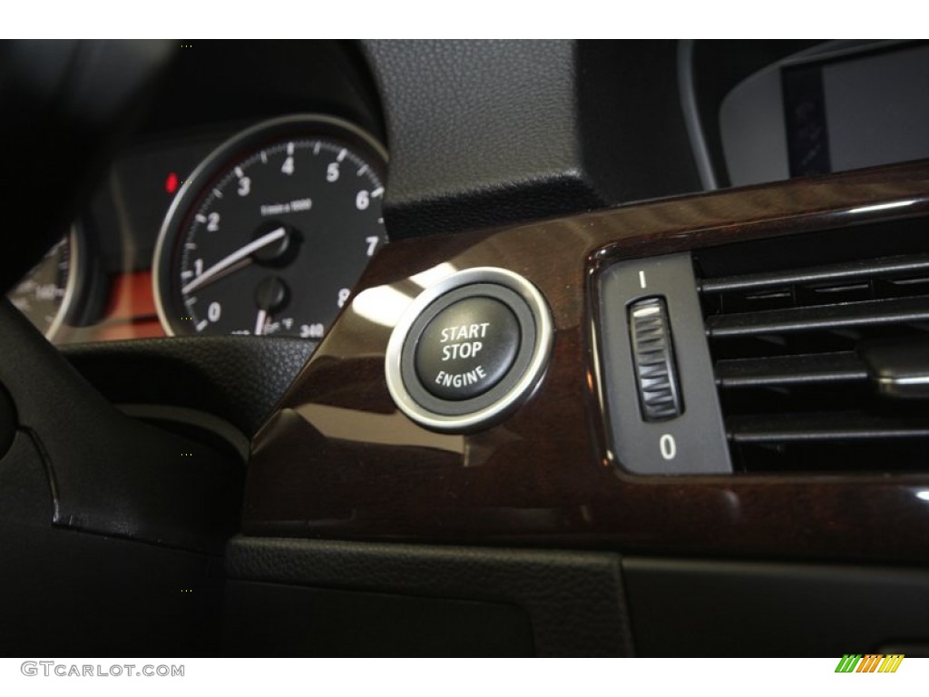 2011 BMW 3 Series 335i Sedan Controls Photo #71389165