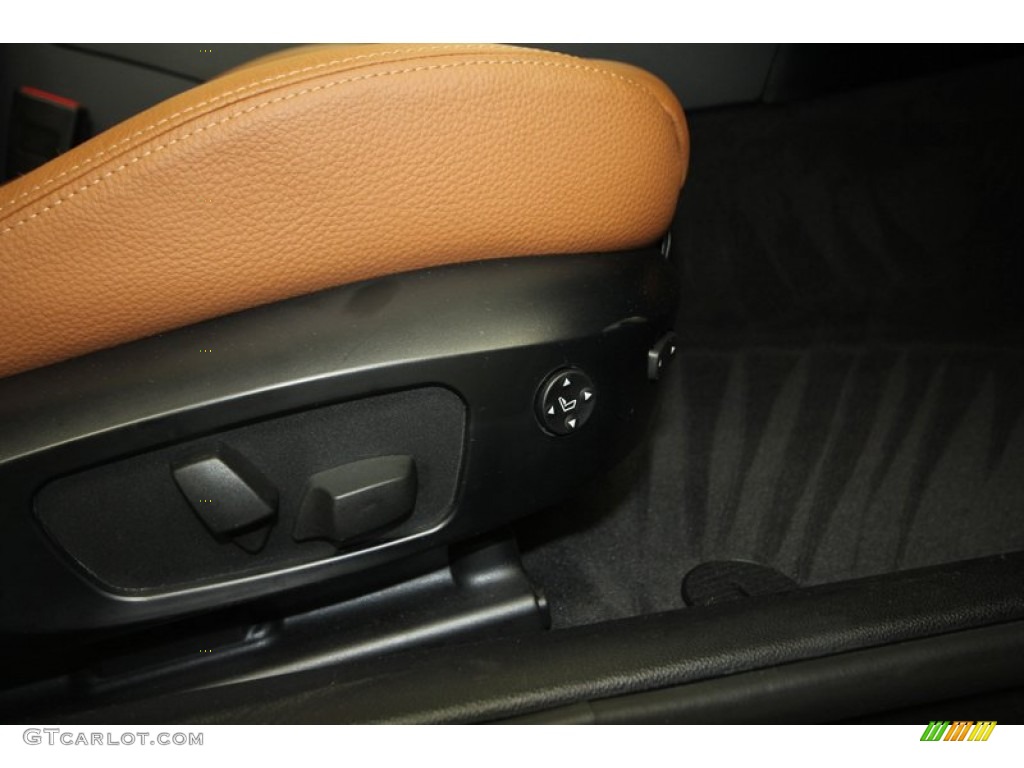 2011 BMW 3 Series 335i Sedan Controls Photo #71389276