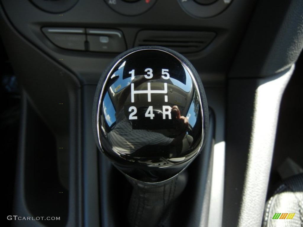 2013 Ford Focus S Sedan 5 Speed Manual Transmission Photo #71389414