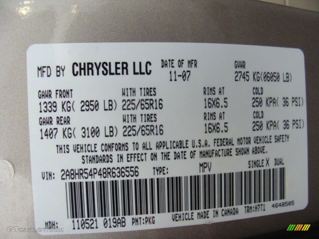 2008 Light Sandstone Metallic Chrysler Town Amp Country