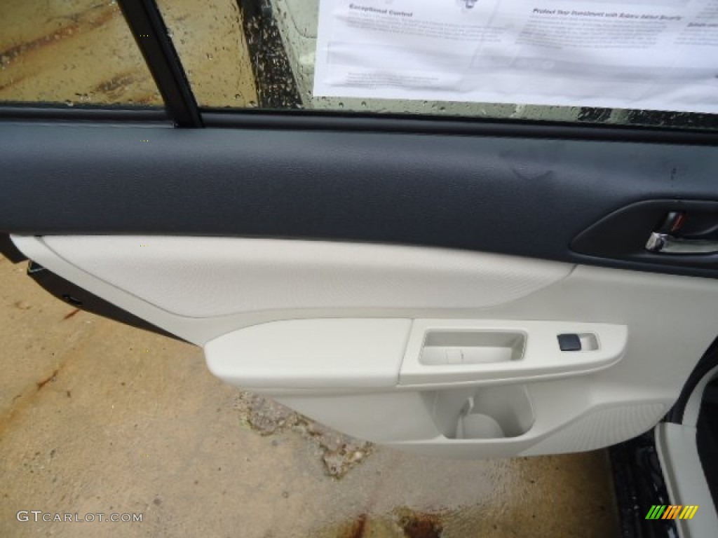 2013 Subaru Impreza 2.0i Premium 5 Door Ivory Door Panel Photo #71391037