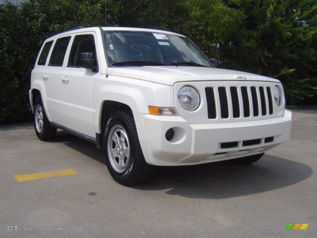 2010 Patriot Sport - Stone White / Dark Slate Gray/Pebble Beige photo #1