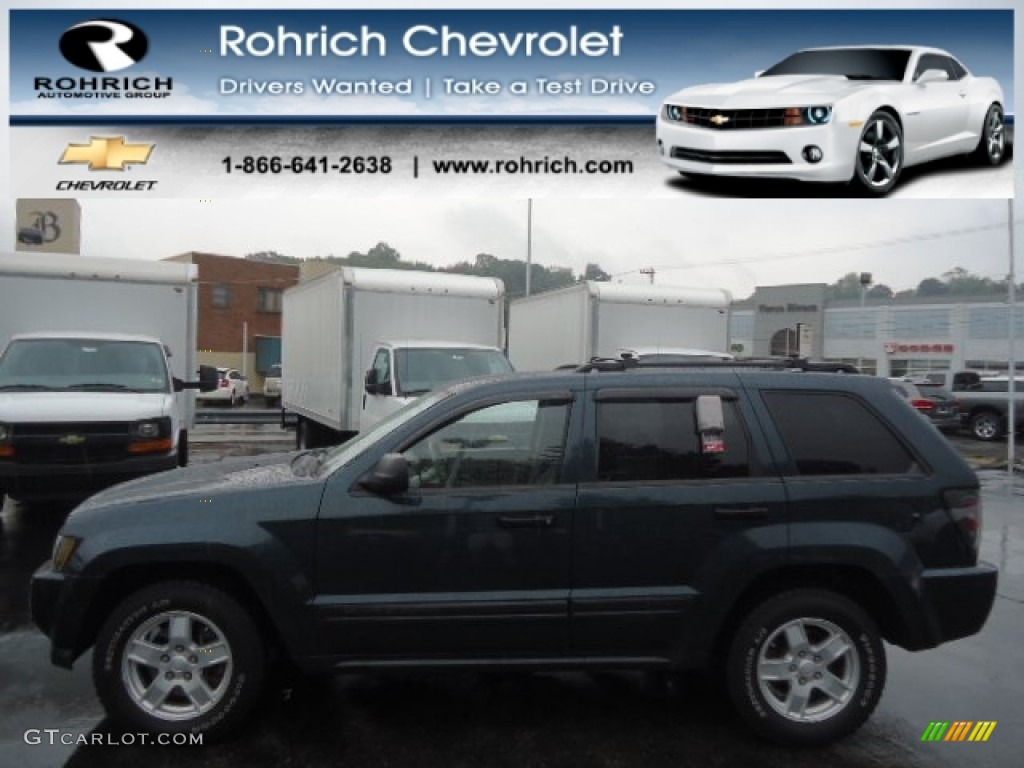 Deep Beryl Green Pearl Jeep Grand Cherokee