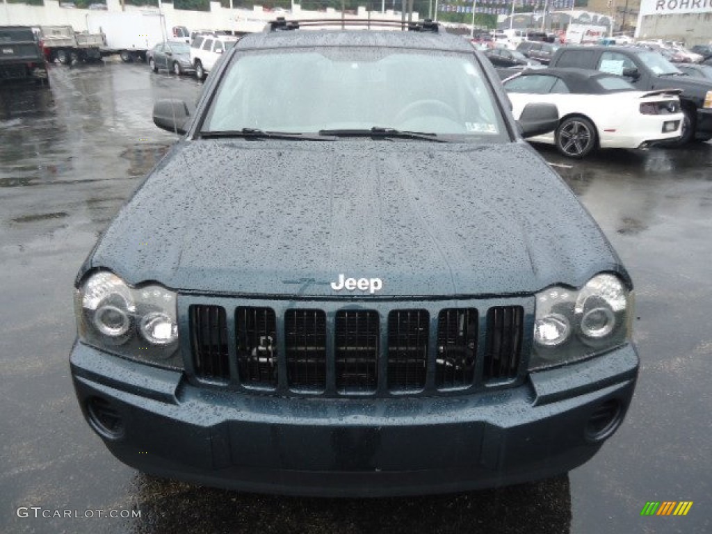 2005 Grand Cherokee Laredo 4x4 - Deep Beryl Green Pearl / Khaki photo #14