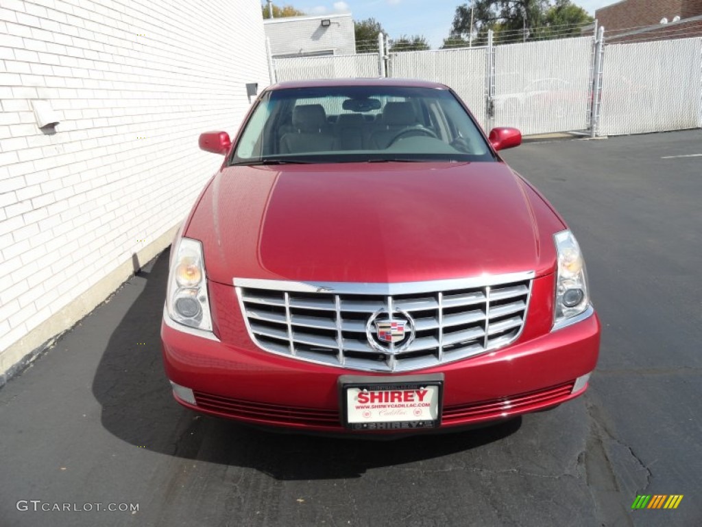 2006 DTS Luxury - Crimson Pearl / Titanium photo #2