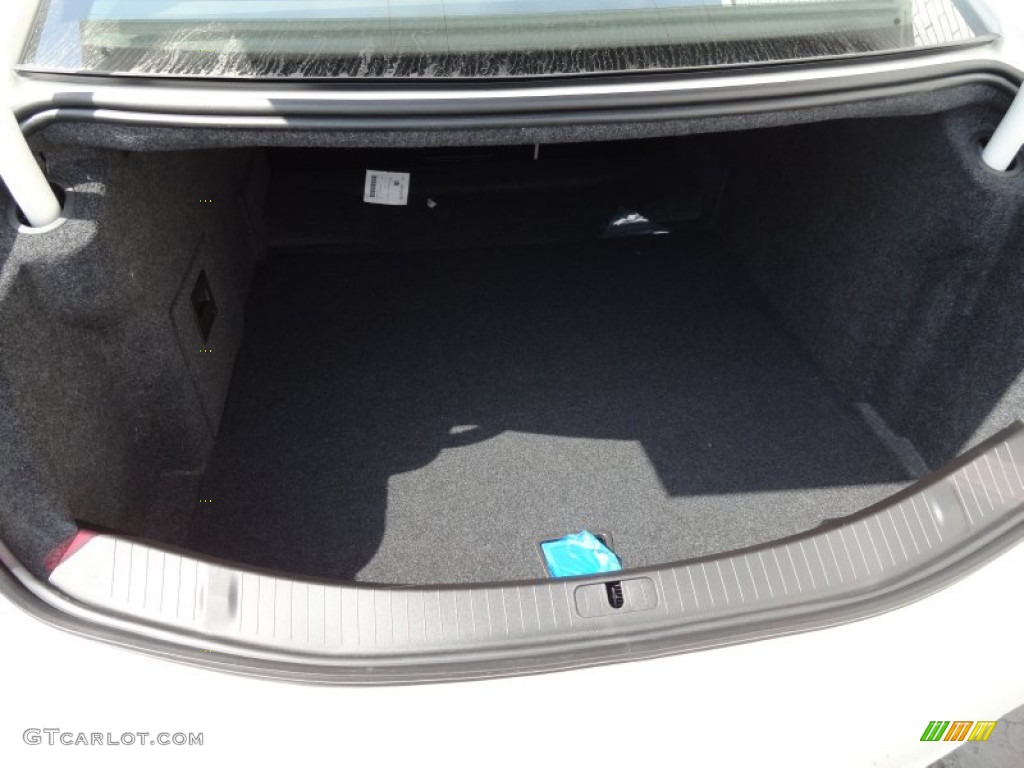 2013 Cadillac XTS Premium FWD Trunk Photo #71393027
