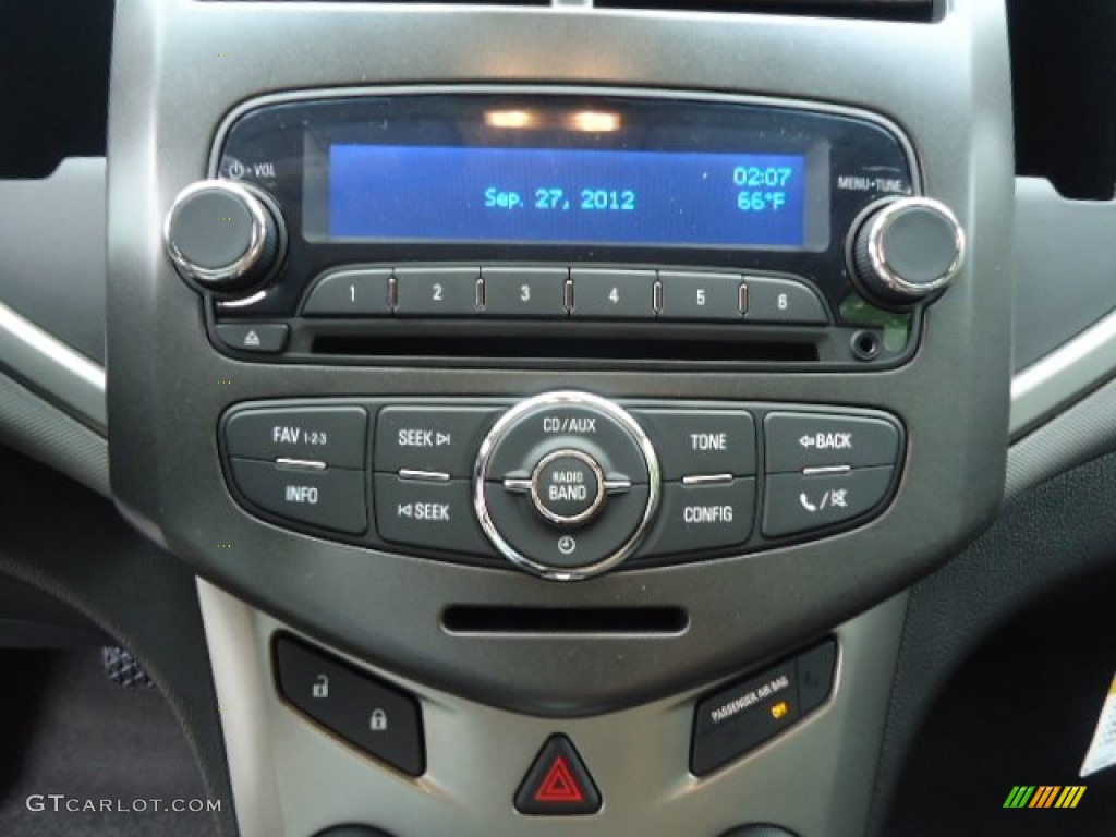2013 Chevrolet Sonic LT Sedan Audio System Photo #71393563