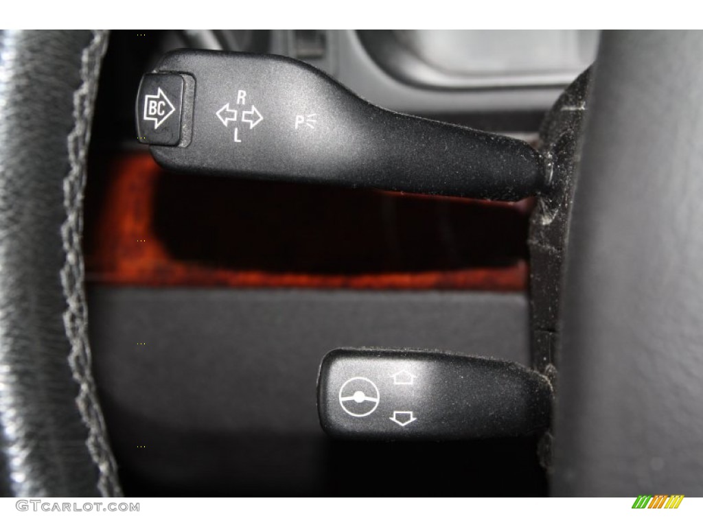 2003 BMW 5 Series 530i Sedan Controls Photo #71393911