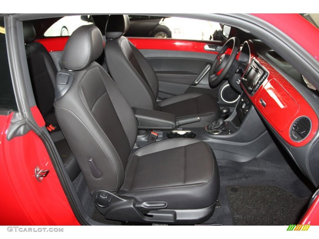 Titan Black Interior 2013 Volkswagen Beetle 2.5L Photo #71394703