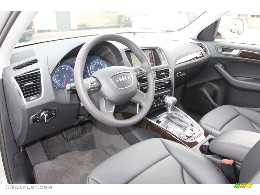 Black Interior 2013 Audi Q5 2.0 TFSI quattro Photo #71396212