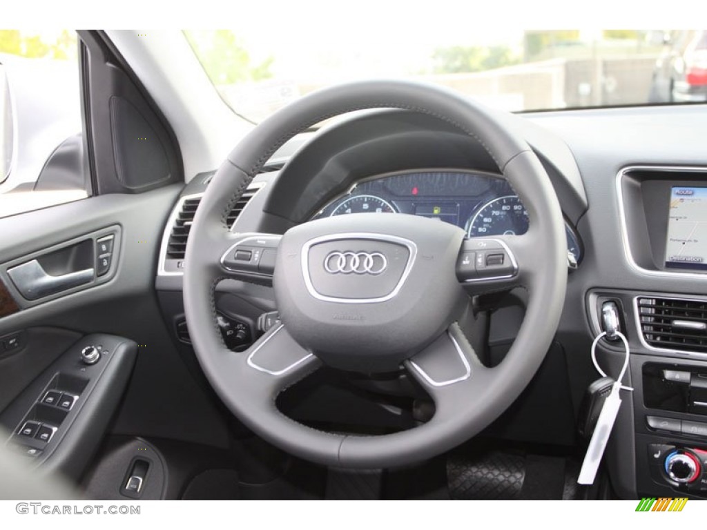 2013 Audi Q5 2.0 TFSI quattro Black Steering Wheel Photo #71396254