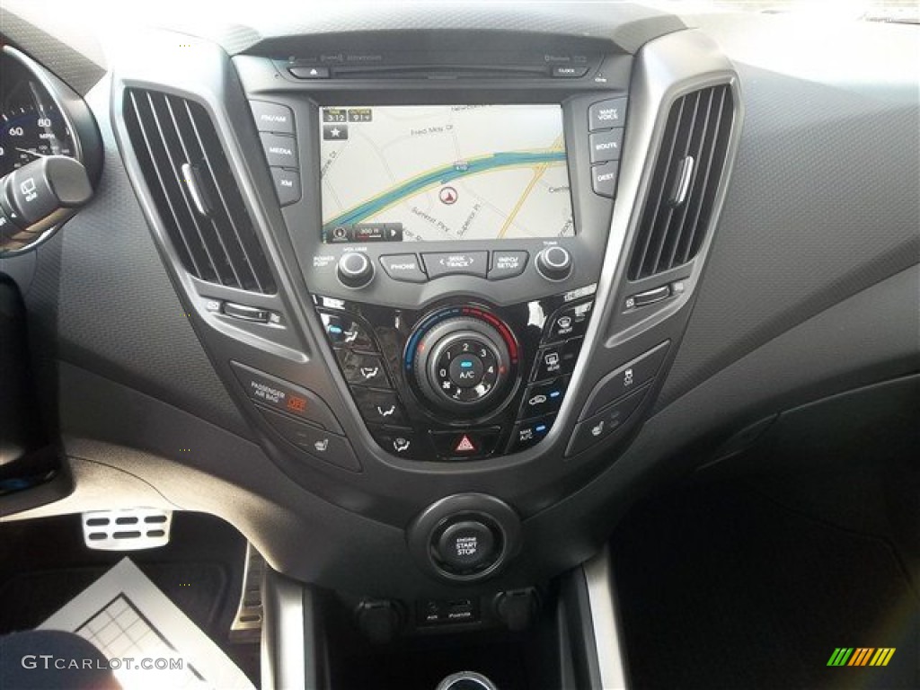 2013 Hyundai Veloster Turbo Controls Photo #71398837