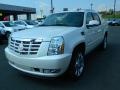 White Diamond Tricoat - Escalade EXT Premium AWD Photo No. 7