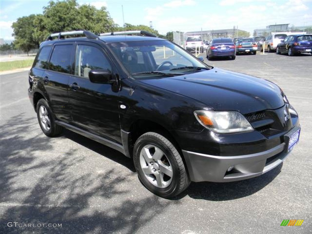 2004 Mitsubishi Outlander XLS Exterior Photos
