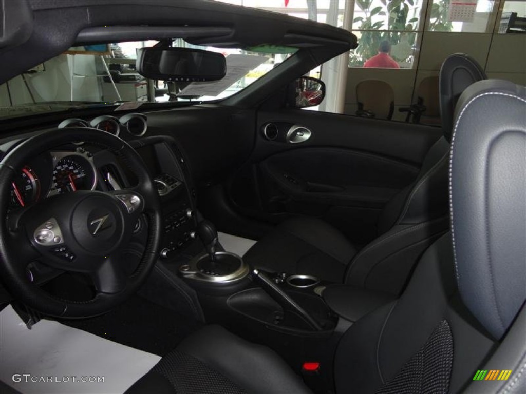 2010 370Z Touring Roadster - Magnetic Black / Black Leather photo #12