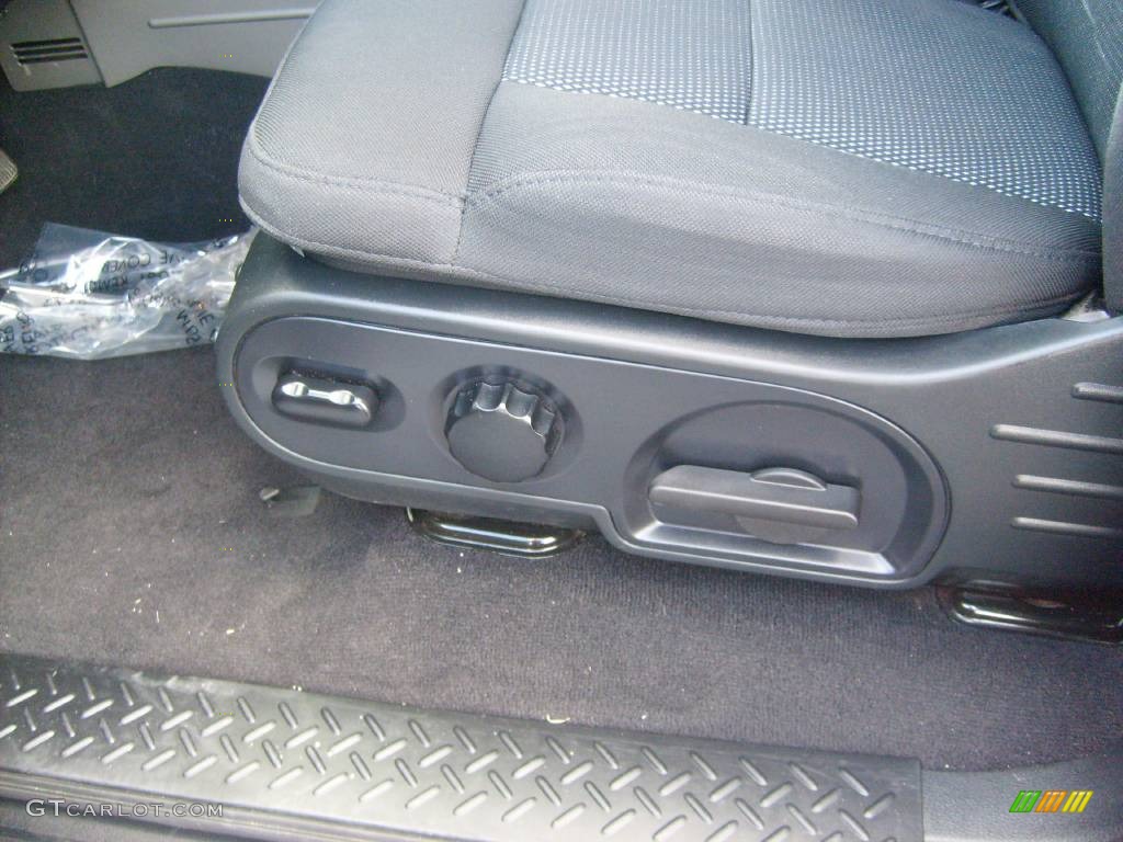 2005 F150 FX4 SuperCrew 4x4 - Dark Shadow Grey Metallic / Black photo #24