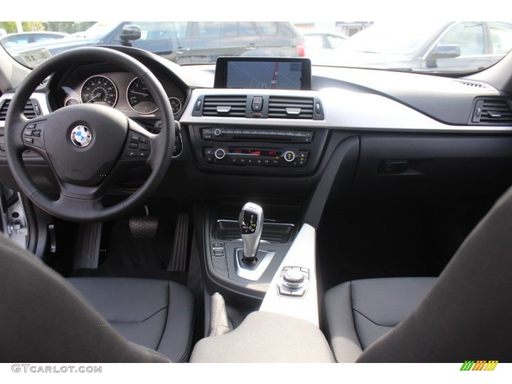 2012 BMW 3 Series 328i Sedan Black Dashboard Photo #71402212