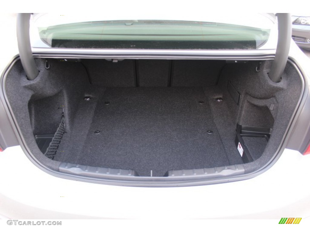2012 BMW 3 Series 328i Sedan Trunk Photo #71402290