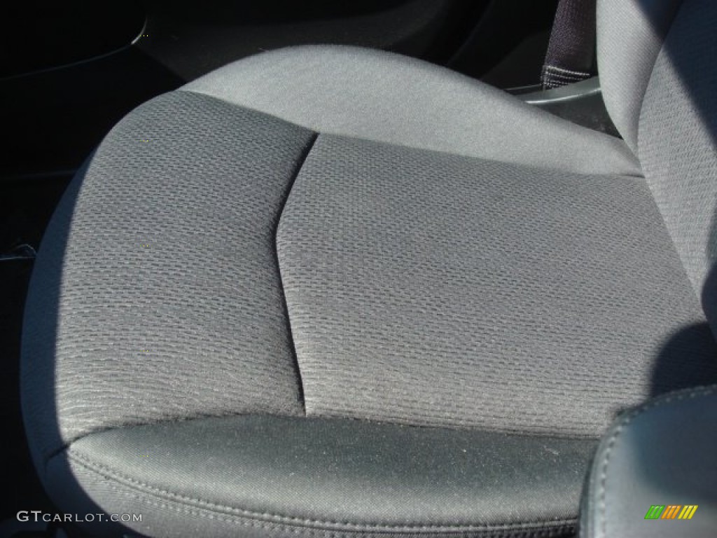 2012 200 S Sedan - Bright White / Black photo #19