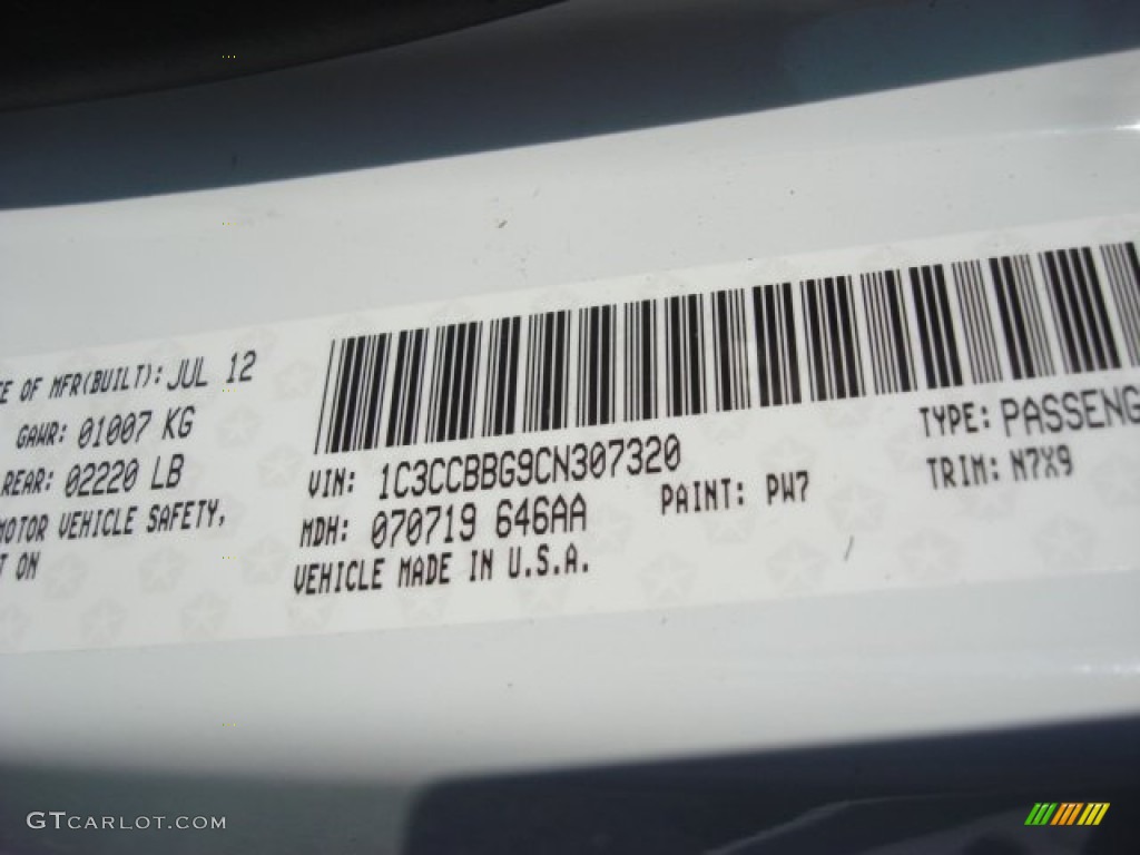 2012 200 S Sedan - Bright White / Black photo #26