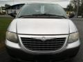 2001 Bright Silver Metallic Chrysler Voyager   photo #2