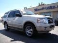 White Suede - Expedition Eddie Bauer 4x4 Photo No. 2