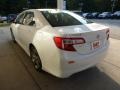 Super White - Camry SE Photo No. 4