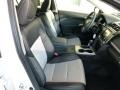 Super White - Camry SE Photo No. 9