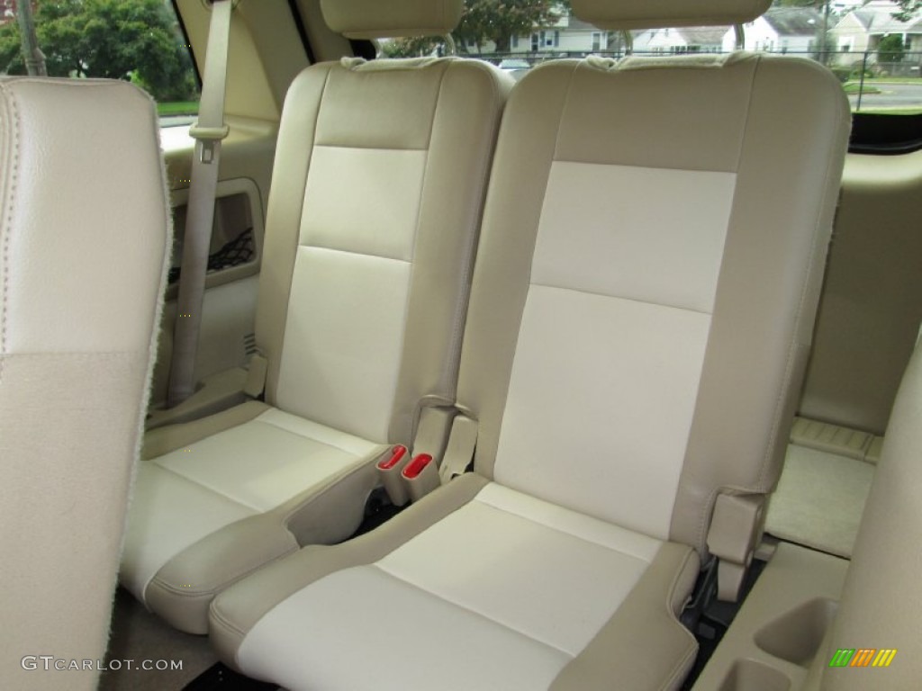 2006 Ford Explorer Eddie Bauer 4x4 Rear Seat Photo #71404354