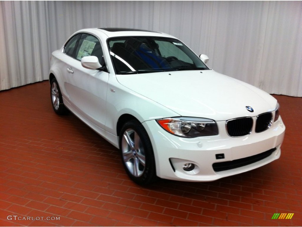 2013 1 Series 128i Coupe - Alpine White / Black photo #1