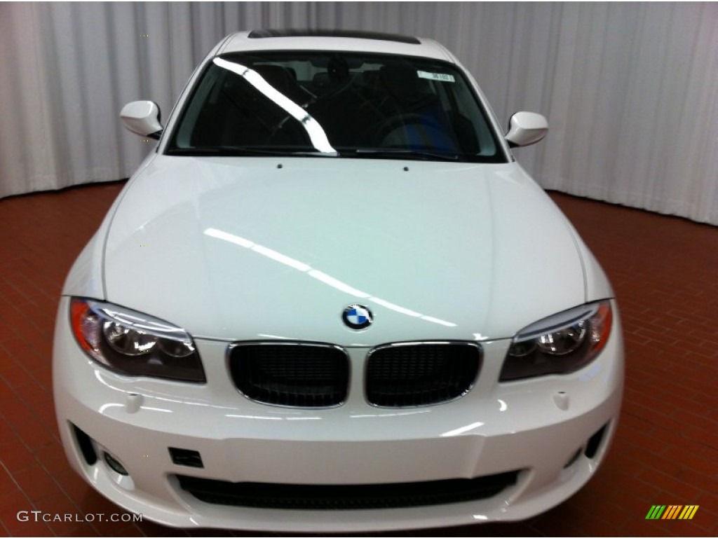 2013 1 Series 128i Coupe - Alpine White / Black photo #2