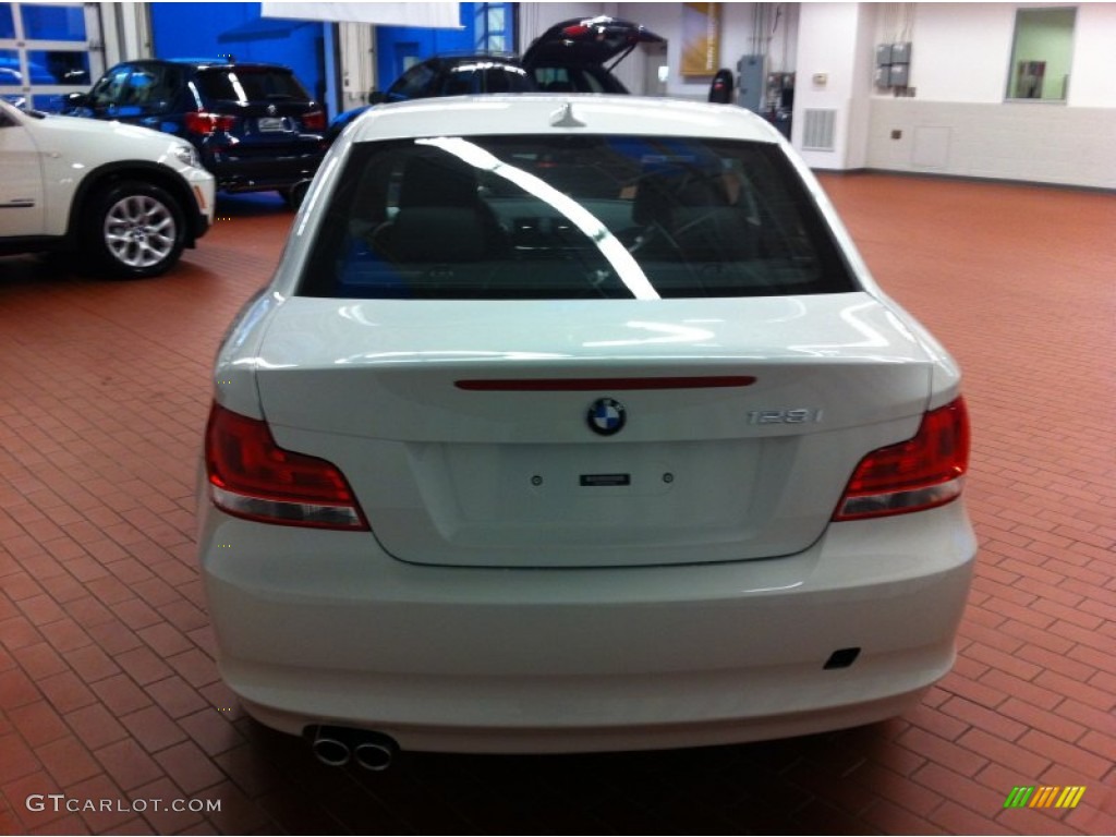 2013 1 Series 128i Coupe - Alpine White / Black photo #4