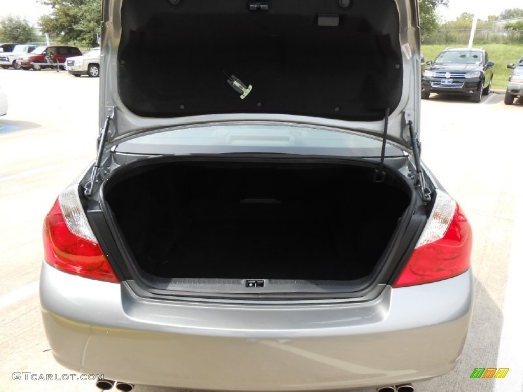 2007 Infiniti M 45 Sedan Trunk Photos