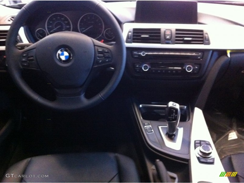 2013 3 Series 328i xDrive Sedan - Jet Black / Black photo #7