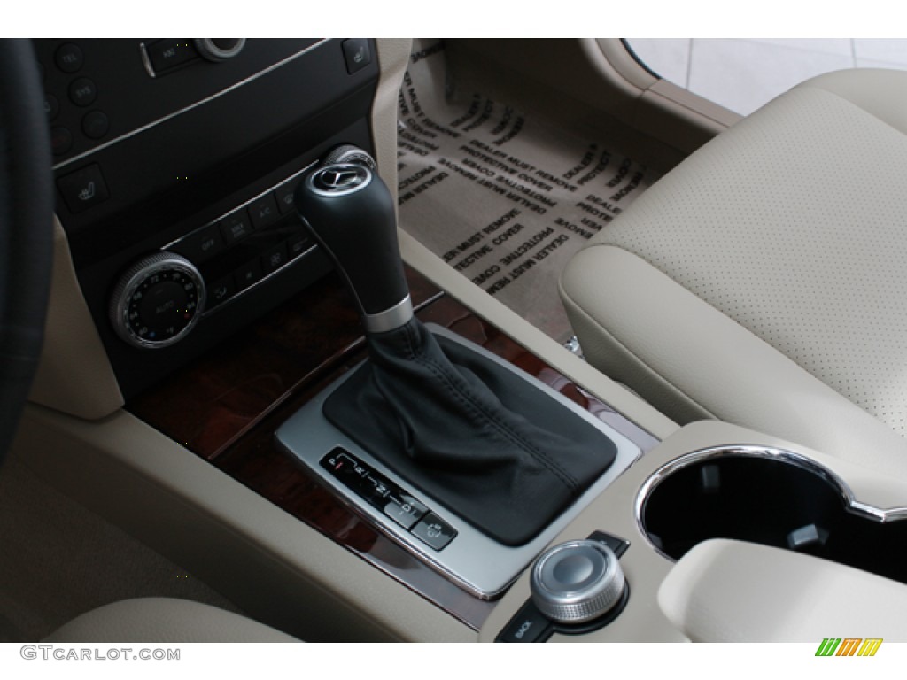 2010 GLK 350 4Matic - Mars Red / Almond/Black photo #12
