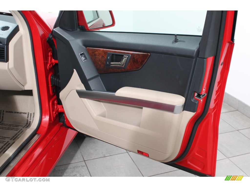 2010 GLK 350 4Matic - Mars Red / Almond/Black photo #13