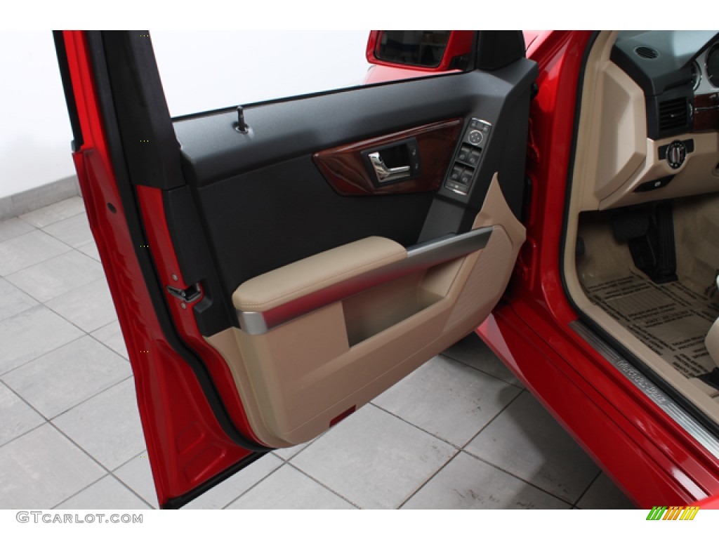 2010 GLK 350 4Matic - Mars Red / Almond/Black photo #16