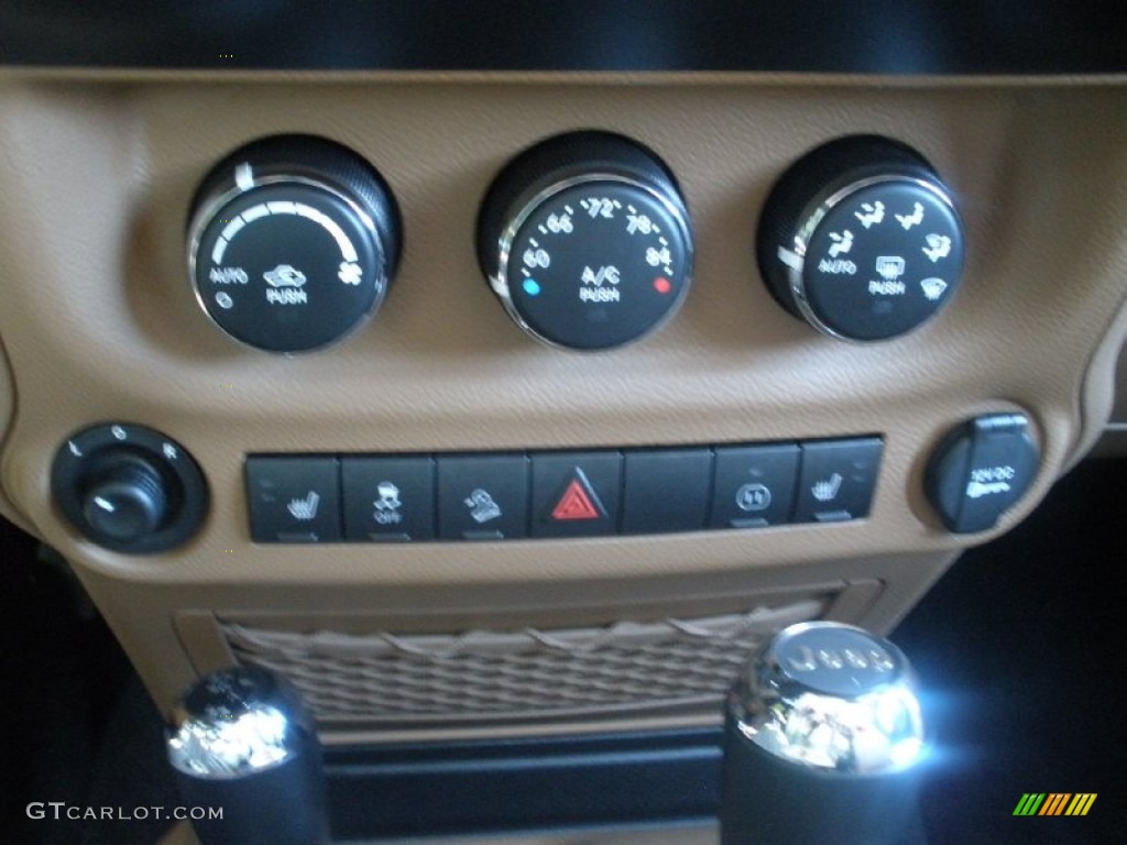 2011 Wrangler Rubicon 4x4 - Black / Black/Dark Saddle photo #23