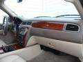 Light Cashmere Dashboard Photo for 2009 Chevrolet Tahoe #71411103