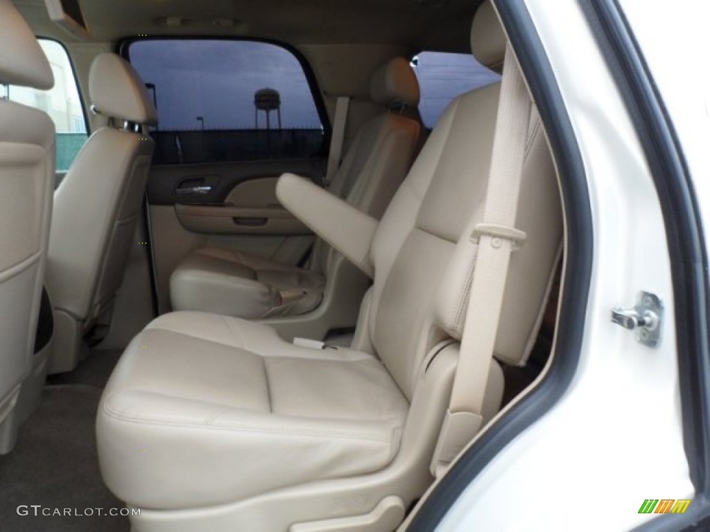 2009 Chevrolet Tahoe LTZ Rear Seat Photo #71411167