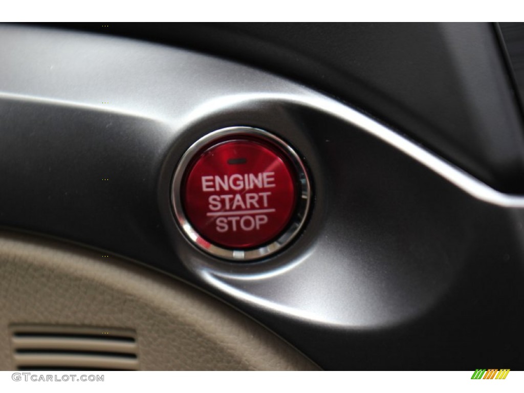 2013 Acura ILX 1.5L Hybrid Technology Controls Photo #71415463