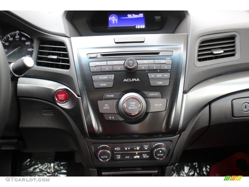 2013 Acura ILX 2.0L Controls Photo #71415700
