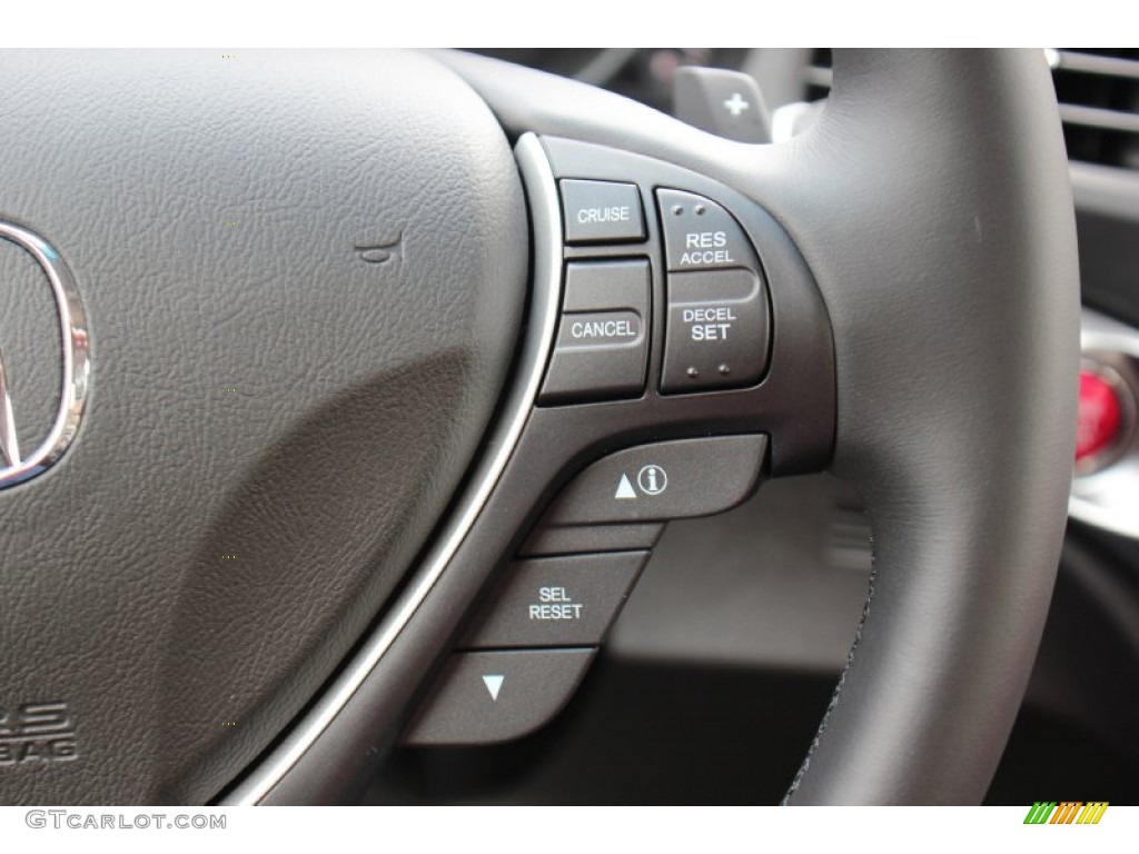 2013 Acura ILX 2.0L Controls Photo #71415742