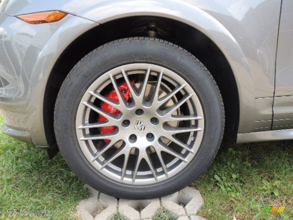 2013 Porsche Cayenne GTS Wheel Photo #71416072