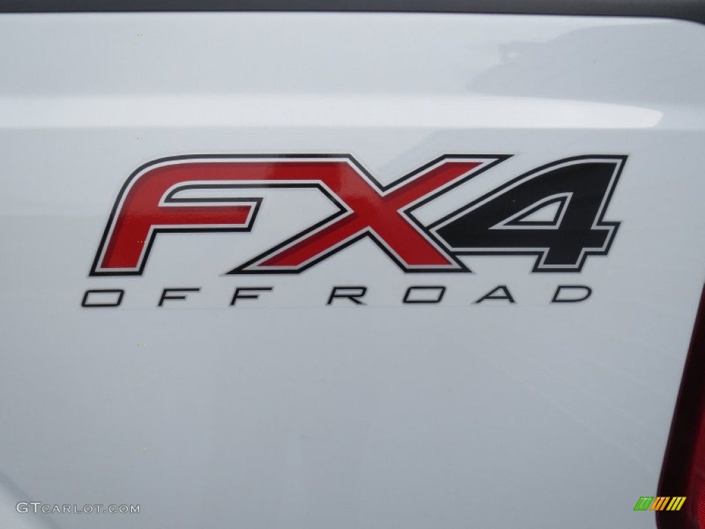 2012 F250 Super Duty XLT Crew Cab 4x4 - Oxford White / Steel photo #16